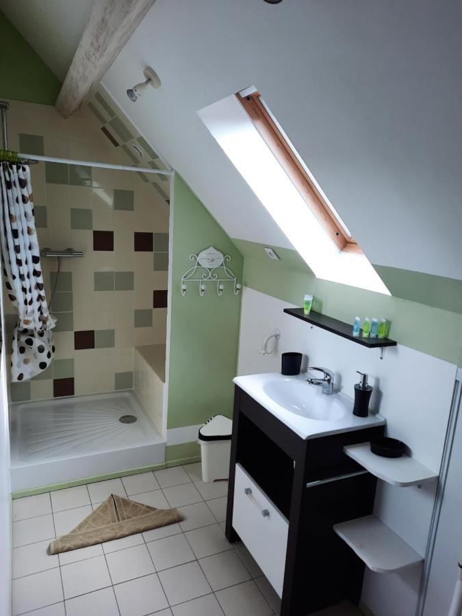 La Maison Genevier - Chambre La Family Montreuil-en-Touraine Exterior photo